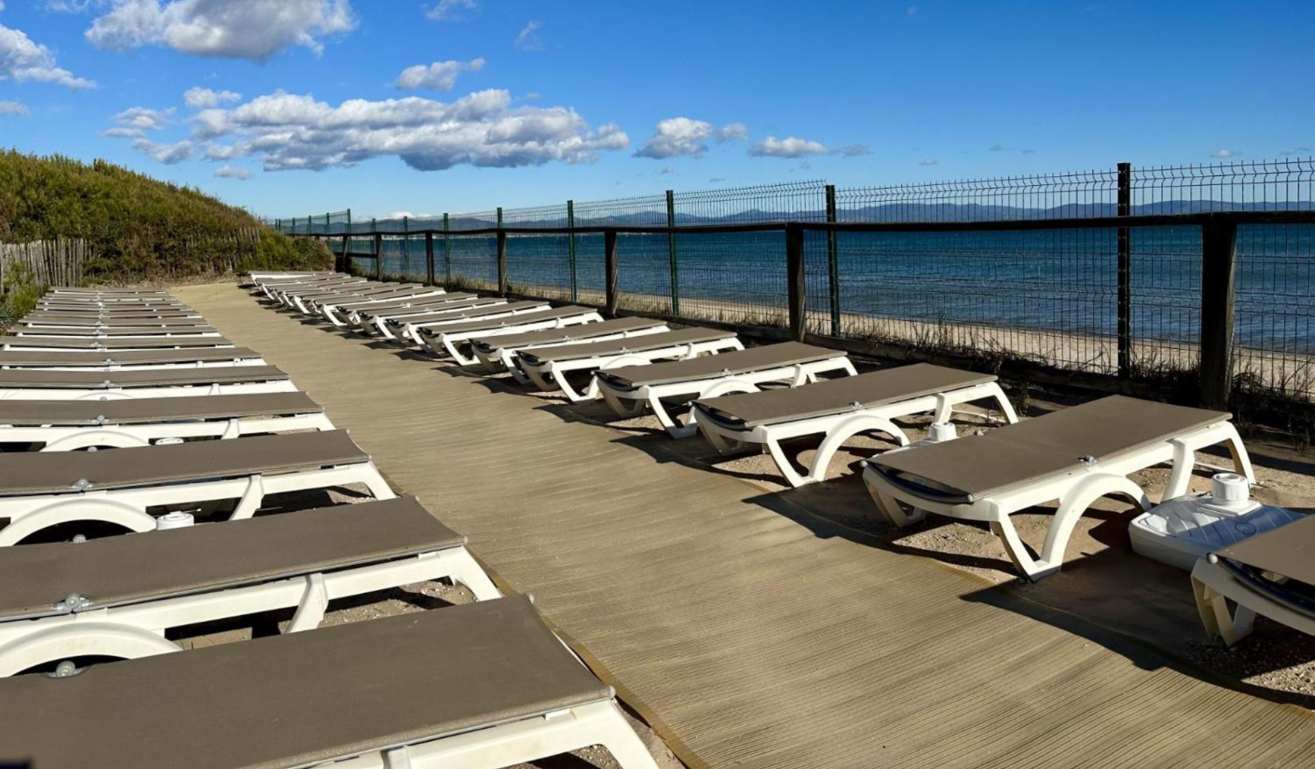 La Badine 5P Plage Piscine Clim Jacuzzi Parc Luxuriant Hyères Zewnętrze zdjęcie